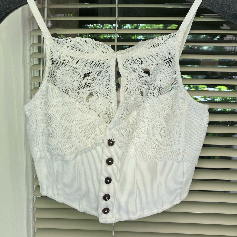 Free people have my heart crop tank top, white SZ Small NWT